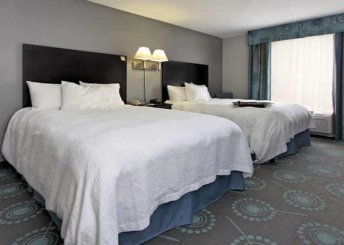 Hampton Inn Defiance